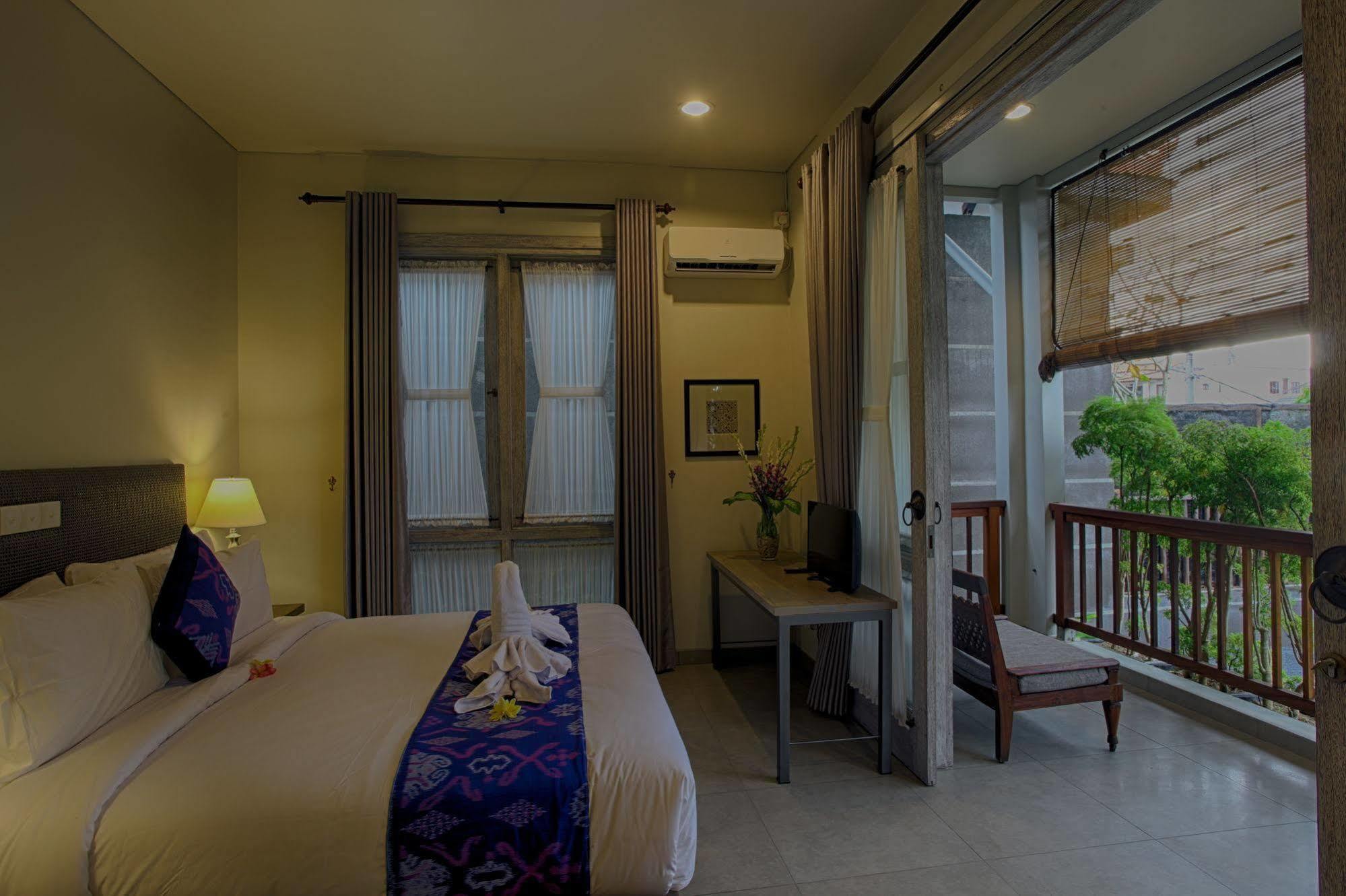 Villa The Poh Jimbaran Exterior foto