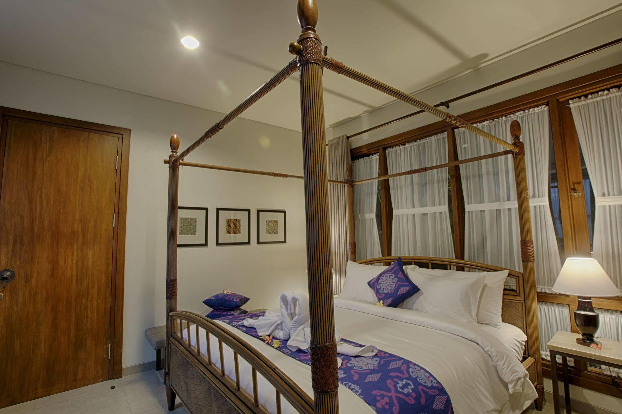 Villa The Poh Jimbaran Exterior foto